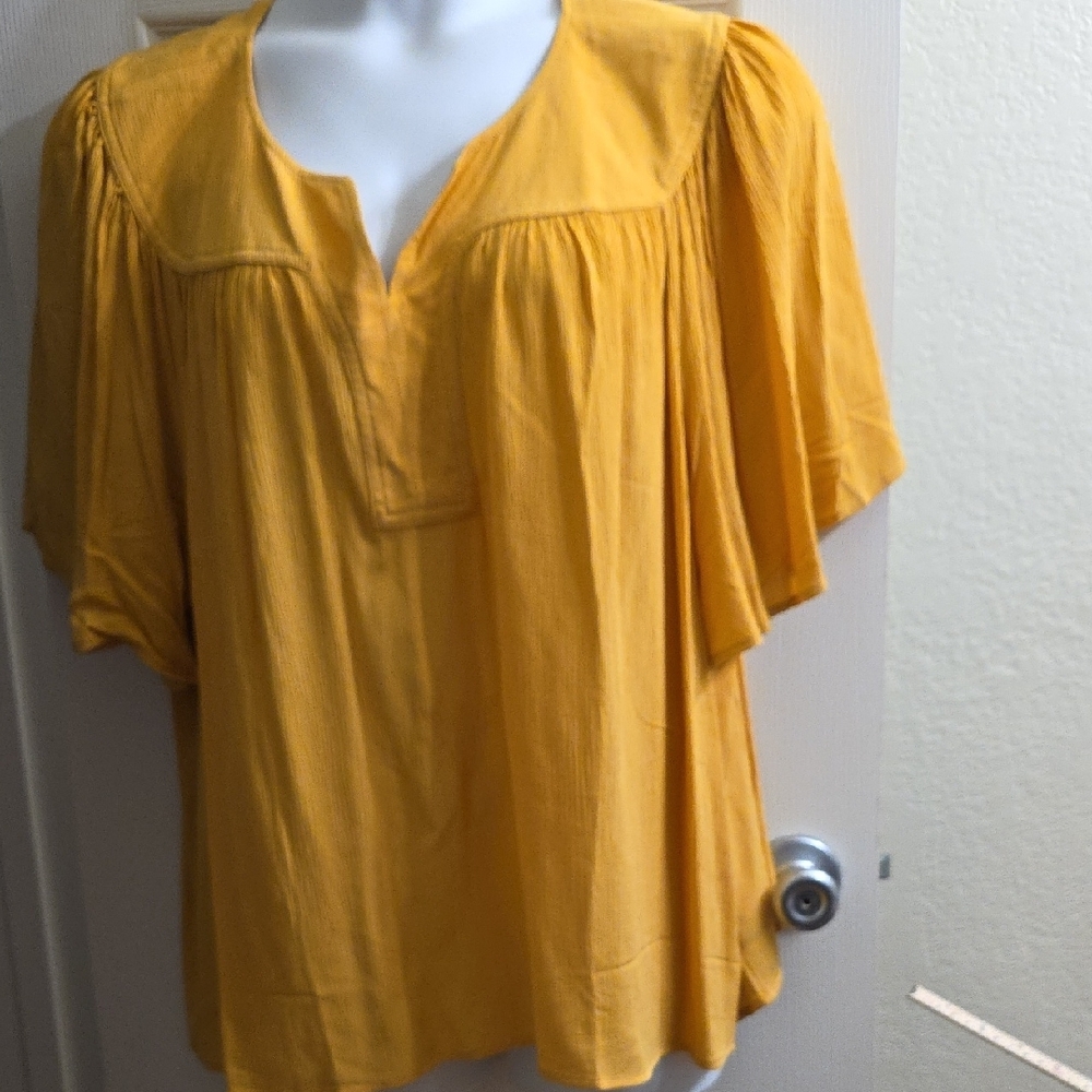 a.n.a Mustard/Gold Flutter Sleeve Tunic with Bib Collar Size 2X